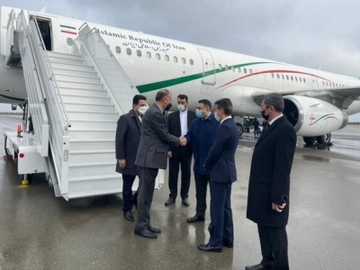 ورود وزیر امور خارجه به باکو