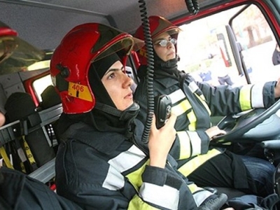 آتش‌نشانان زن با حضور رئیس‌جمهور فعالیت خود را آغاز کردند