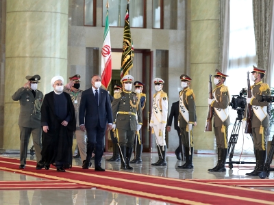 استقبال رسمی روحانی از نخست وزیر عراق  