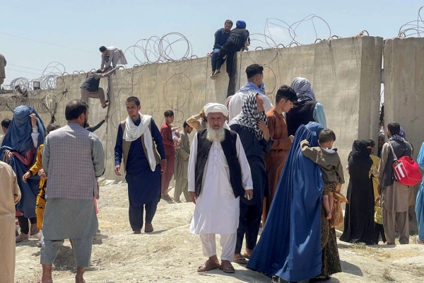 آمریکا پناهجویان افغان را به اوگاندا می‌فرستد