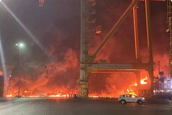 دلایل انفجار و آتش سوزی مهیب در بندر «جبل علی» دبی + فیلم