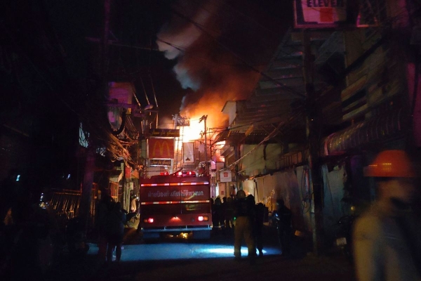 ۱۳ کشته و ۳۵ مجروح بر اثر آتش سوزی در یک کلوپ شبانه در تایلند