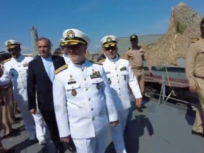 شناور پوتین در اختیار فرمانده نیروی دریایی ایران+فیلم