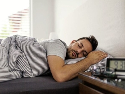 خواب کافی به کاهش وزن کمک می‌کند