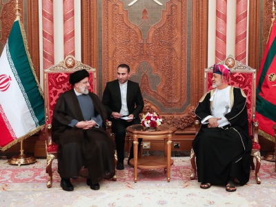 امضای ۱۲ سند همکاری در حوزه‌های مختلف بین ایران و عمان