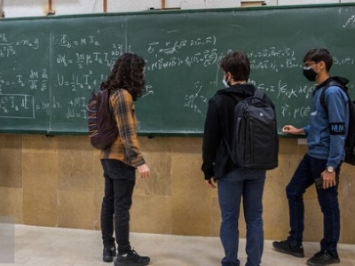 کاهش ۵۰ درصدی دانش‌آموزان رشته ریاضی فیزیک