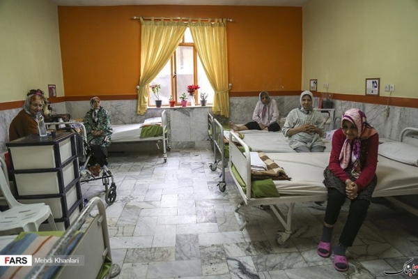 مرگ ۱۵ بیمار مبتلا به کرونا در آسایشگاه کهریزک