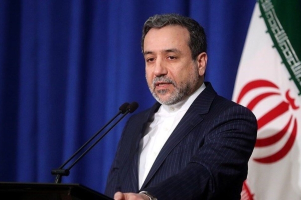 عراقچی: ارسال سلاح و نیروی نظامی از ایران به ارمنستان را کاملا تکذیب می‌کنم