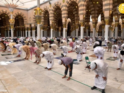تعلیق برگزاری برنامه‌های افطار، سحر و اعتکاف در مساجد عربستان