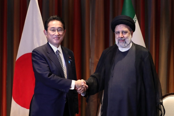 پیشنهاد جالب رئیسی به نخست‌وزیر ژاپن در رابطه با فلسطین 