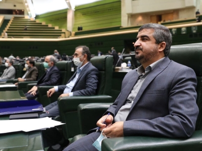 بیانیه ۲۰۰ نماینده مجلس در حمایت از نوشت‌افزار ایرانی