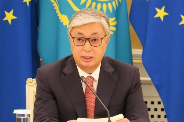 رئیس‌جمهور قزاقستان وارد تهران شد