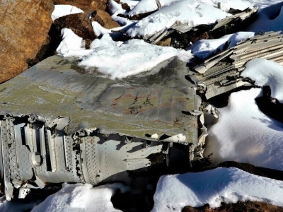 کشف لاشه یک هواپیما بعد از ۷۷ سال در کوه های هیمالیا 