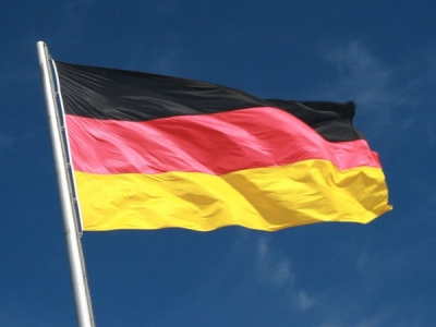 آلمان توسعه همکاری‌های خود با ایران را تعلیق می‌کند