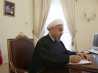 روحانی اولویت برنامه‌های رزم حسینی در وزارت صمت را ابلاغ کرد