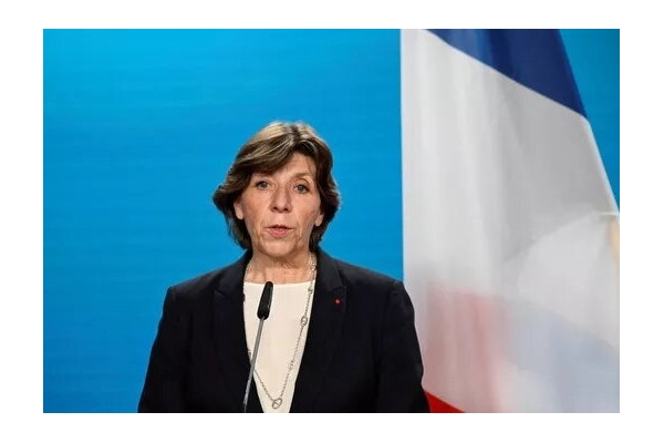 ادعای وزیر خارجه فرانسه: پنج فرانسوی در ایران بازداشت هستند