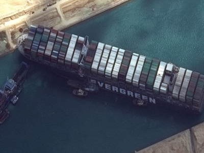 صدور فرمان توقیف کشتی مسدودکننده کانال سوئز