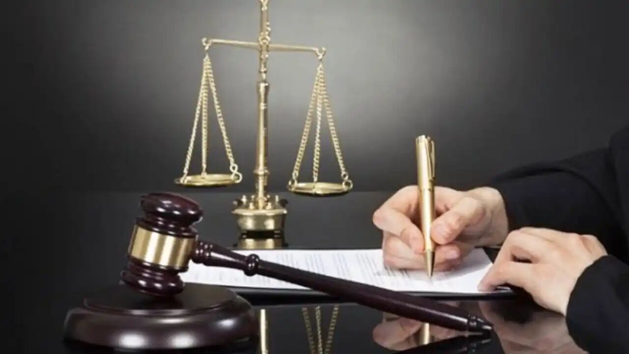 اعلام آمادگی کانون وکلای مرکز برای پذیرش رایگان وکالت آسیب‌دیدگان جنگ
