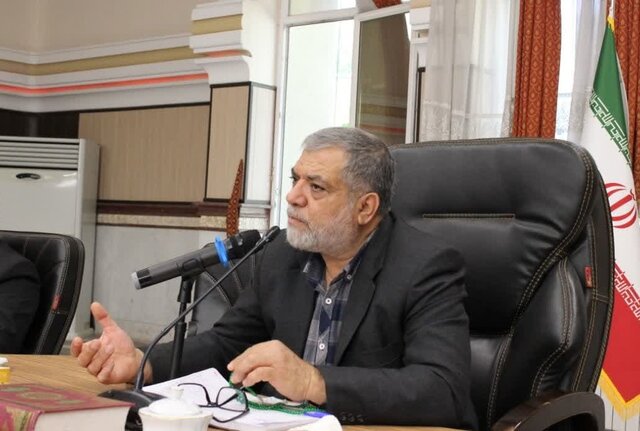مقام معظم رهبری، میدان رزم، سیاست و اجرا را به‌صورت کامل هدایت می‌کنند