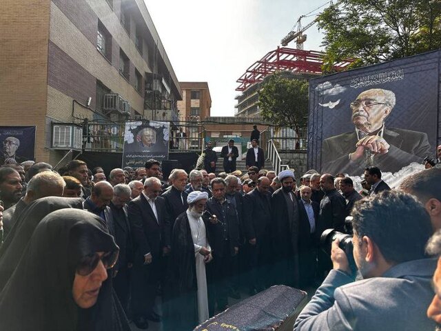  تشییع پیکر 