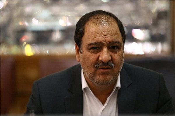 پیامک‌ها علیه رئیس مجلس از سوی یک طیف خاص ارسال می‌شود