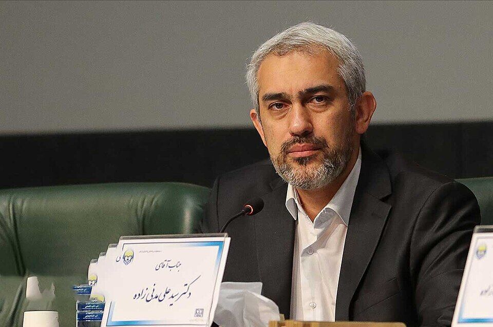 معرفی سید علی مدنی‌زاده به عنوان وزیر پیشنهادی اقتصاد به مجلس