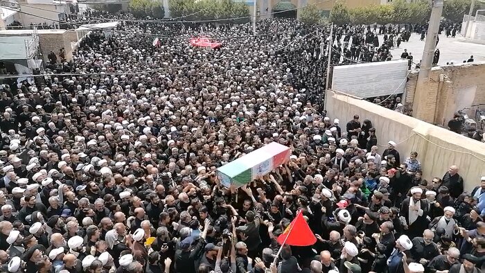 تشییع باشکوه سردار شهید ایزدی در قم