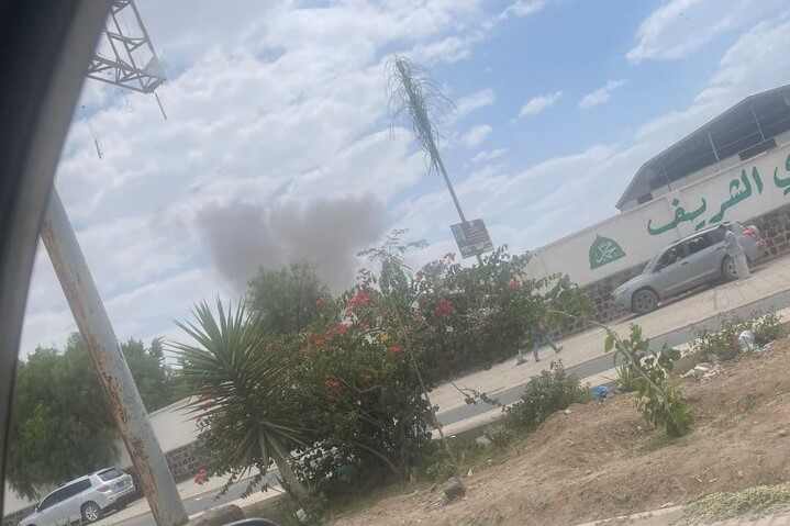 حمله عربستان به فرودگاه صنعا حمله عربستان به فرودگاه صنعا