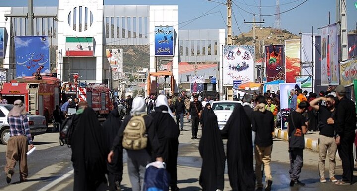 آغاز رسمی پیاده‌روی اربعین از مرز باشماق/استقبال اقلیم کردستان از زائران