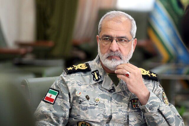 معاون اجرایی ارتش: هر اقدام زمینی دشمن در نطفه خفه می‌شود