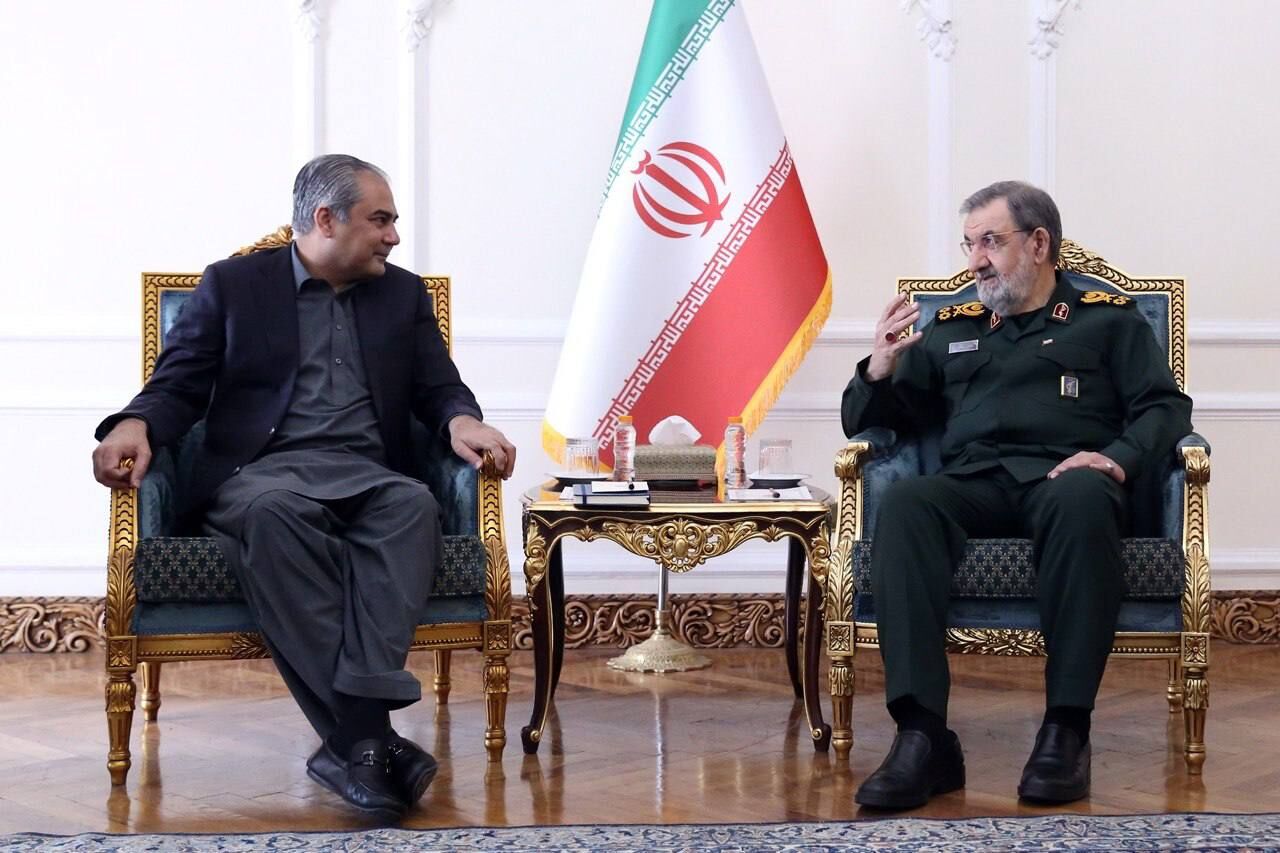 دبیر شورای عالی امنیت ملی: ایران و پاکستان عقبه راهبردی یکدیگرند