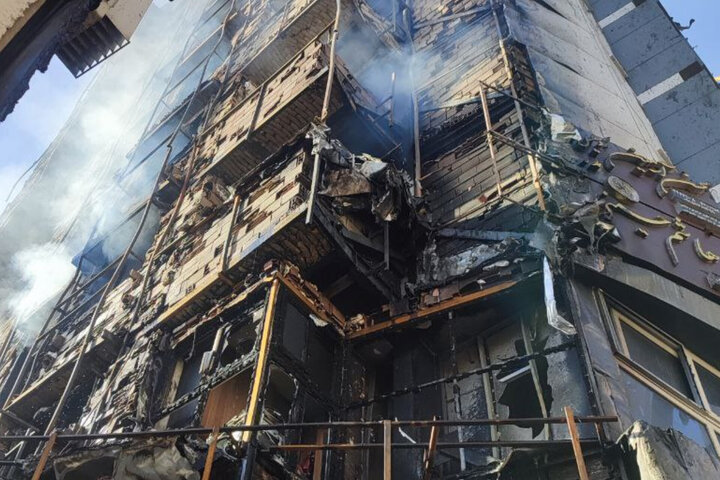 افزایش شمار مصدومان حادثه آتش‌سوزی سبزوار به 51 نفر 
