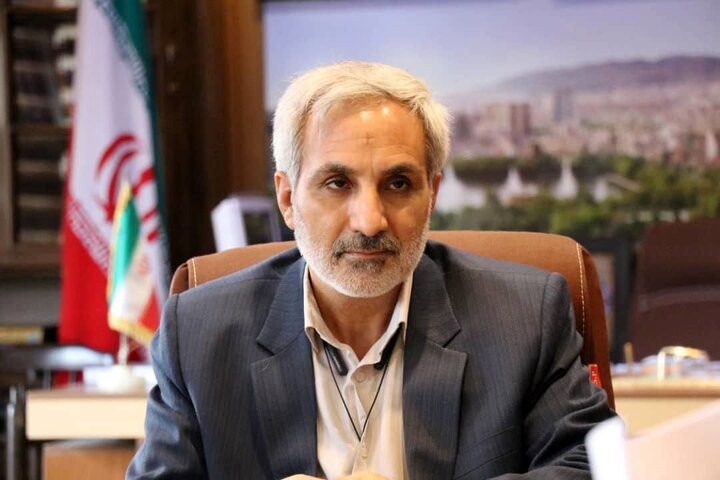 توافق دولت و مجلس برای بازنشستگی با 10 سال پرداخت بیمه و 70 سال سن 