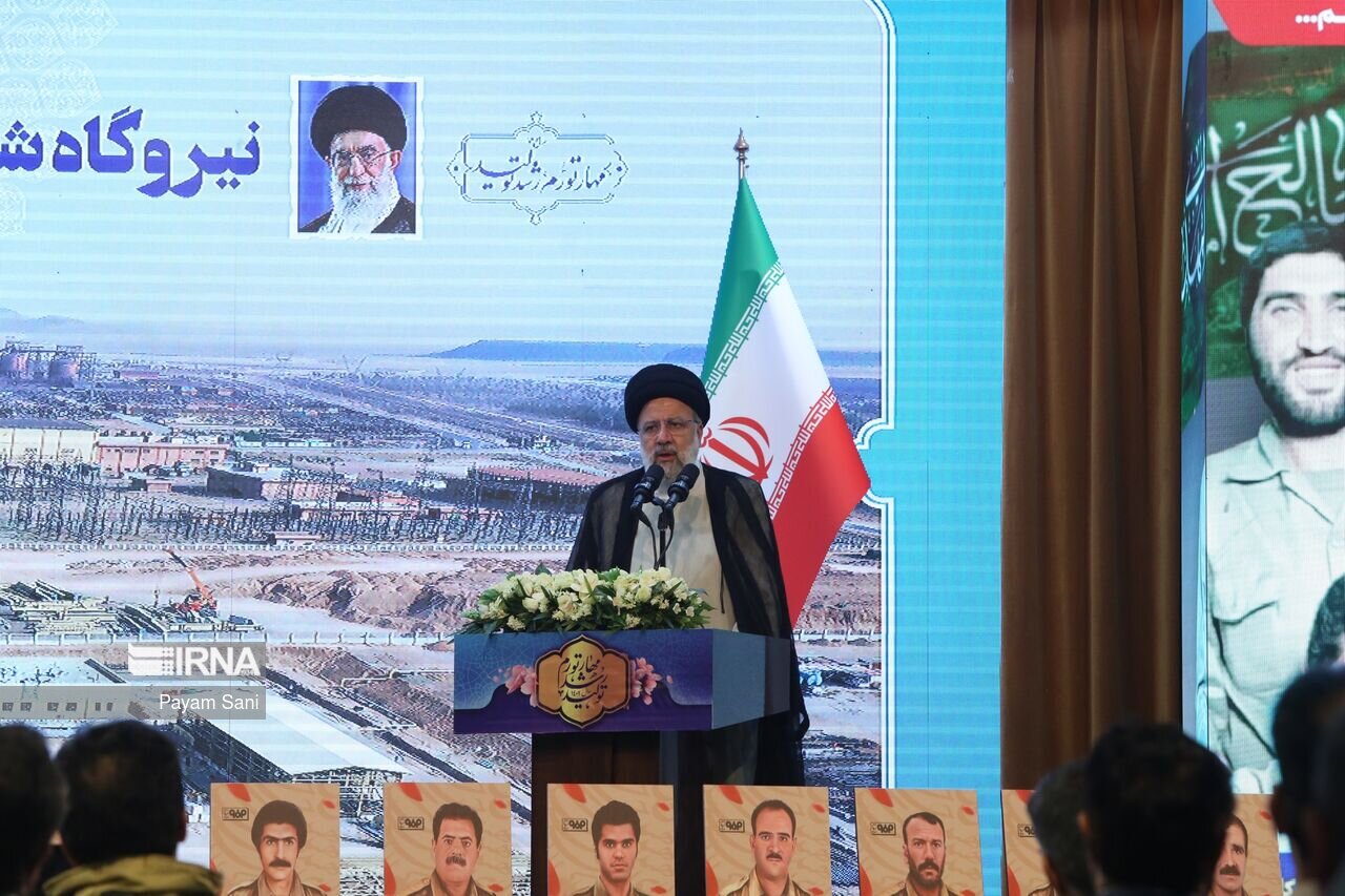 رئیسی: جداسازی برق صنایع از شبکه برق خانگی با قوت دنبال خواهد شد