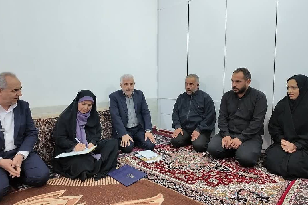 تامین مسکن برای خانواده ۲ دانش‌آموز شهید تبریزی