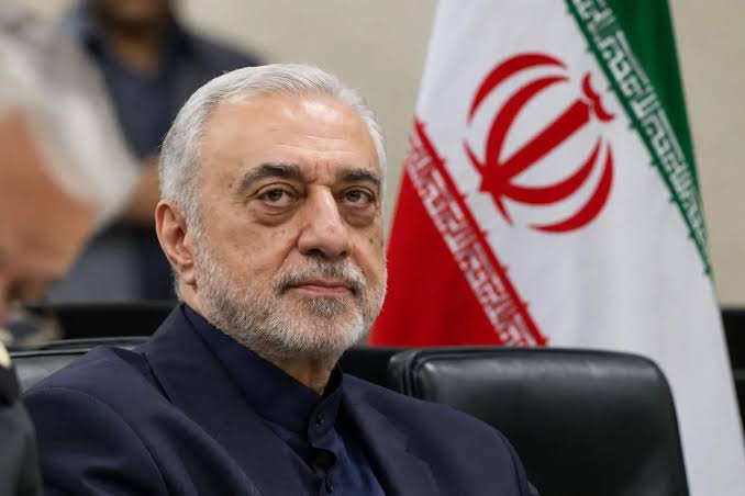 حساب وزیر دفاع در شبکه ایکس آغاز به کار کرد
