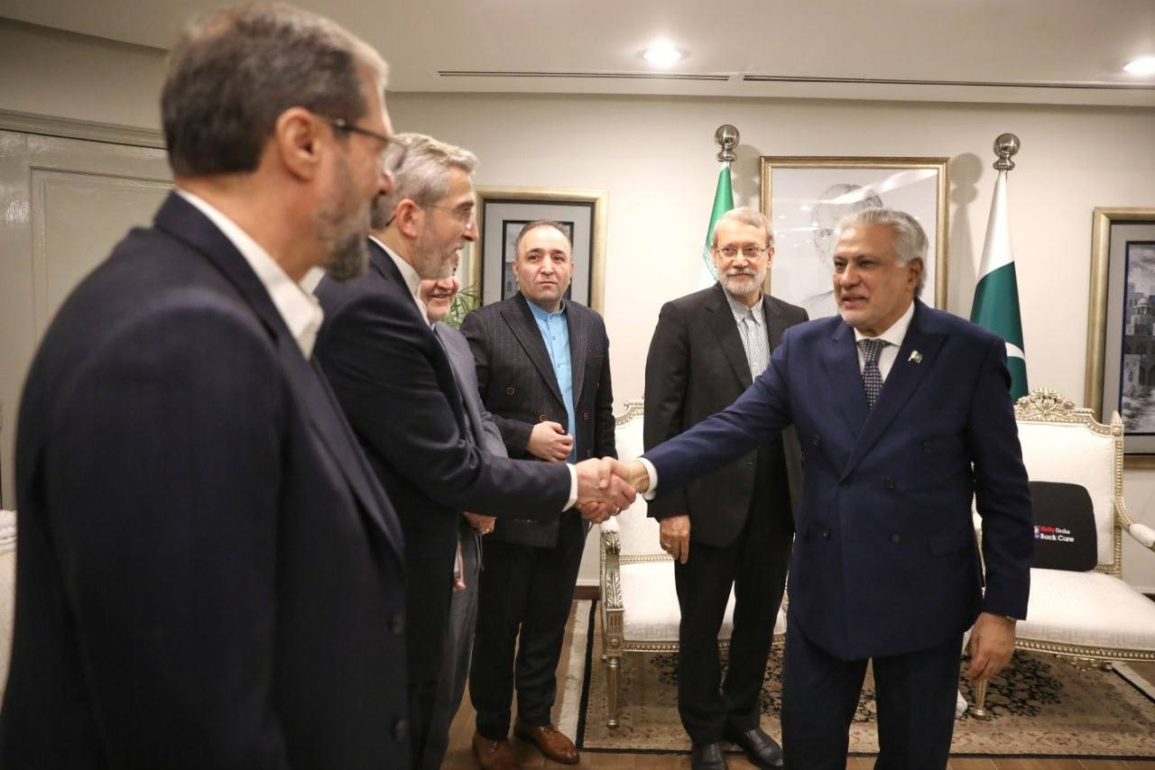 دیدار لاریجانی با وزیر خارجه پاکستان