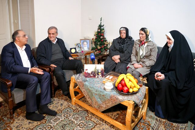 دیدار دکتر پزشکیان با خانواده شهید مسیحی