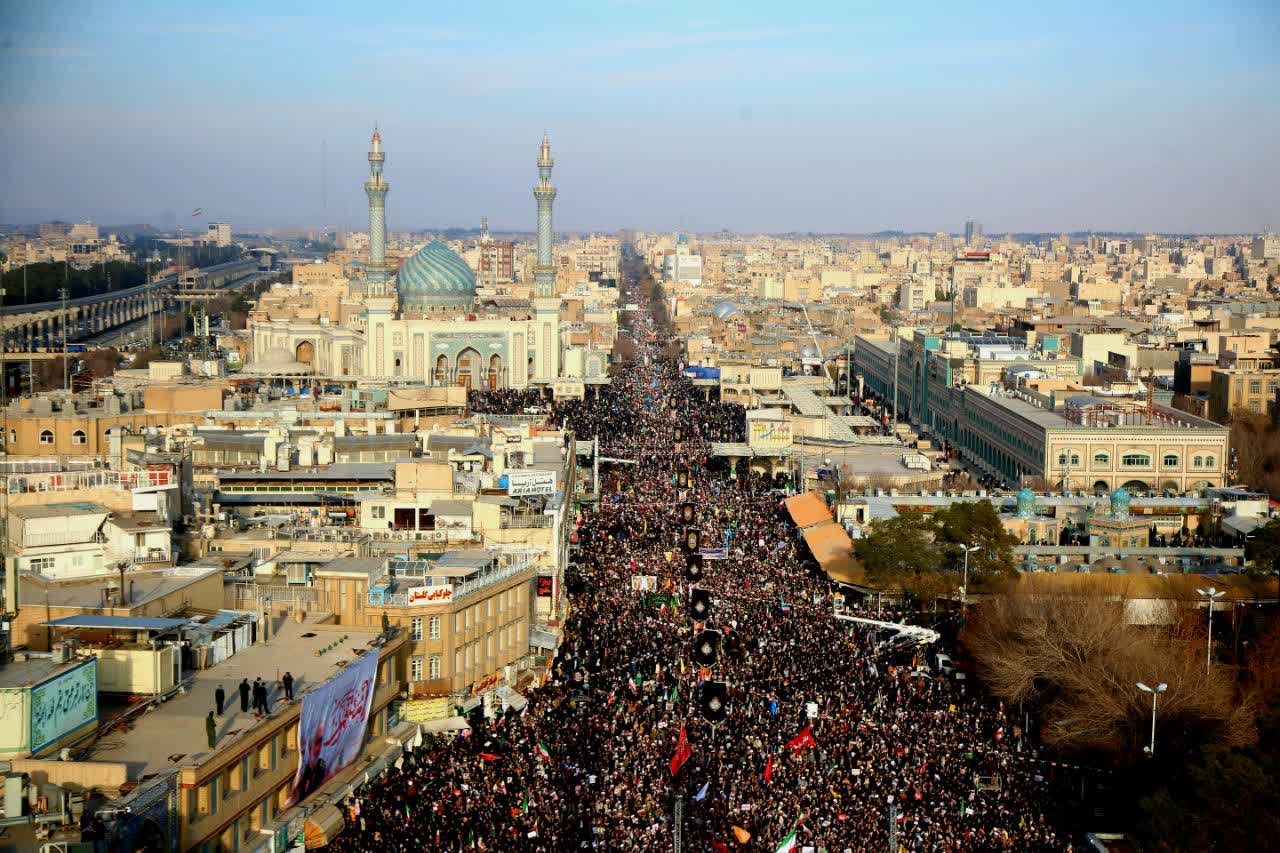حماسه باشکوه مردم قم در ۲۲ دی‌ماه