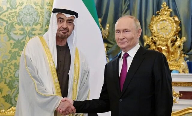 پوتین در دیدار با رئیس امارات: روسیه از نزدیک تحولات ایران را زیر نظر دارد پوتین در دیدار با رئیس امارات: روسیه از نزدیک تحولات ایران را زیر نظر دارد