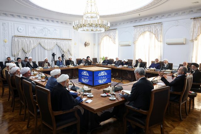 جزئیات دیدار پزشکیان با جمعی از روحانیون 