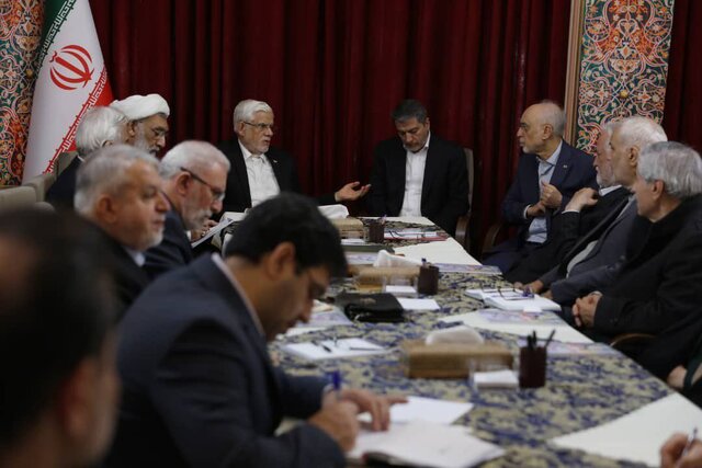 نشست مجمع وزرای ادوار با عارف درباره مذاکرات و حوادث دیماه نشست مجمع وزرای ادوار با عارف درباره مذاکرات و حوادث دیماه