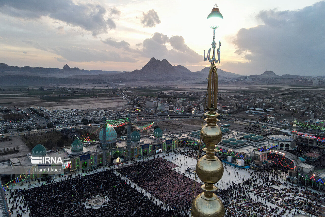 مراسم نیمه شعبان بدون هیچ حادثه ای در قم برگزار شد