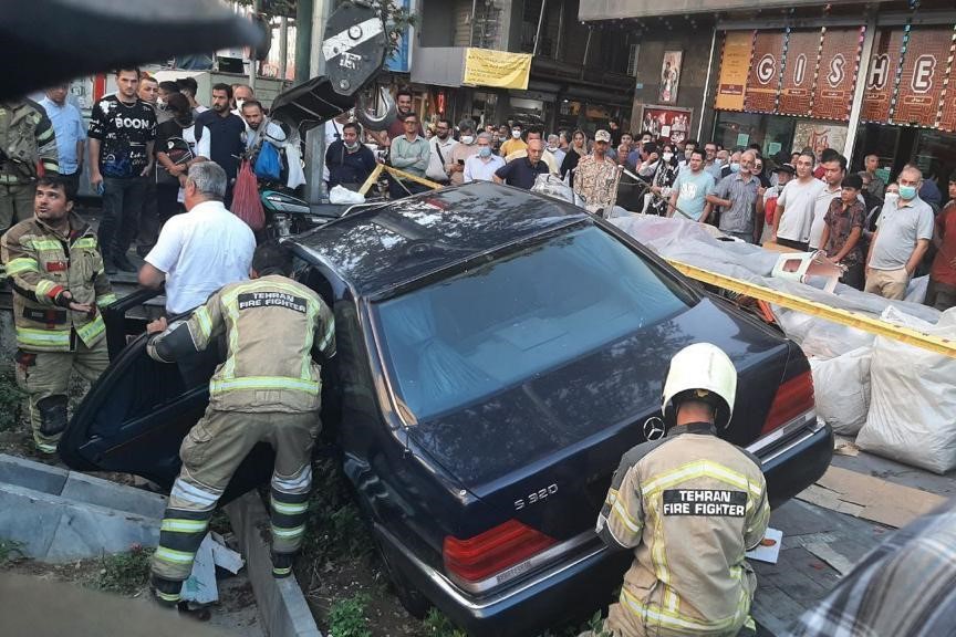 پلیس: علت حادثه خودروی تشریفات، تخطی از سرعت مطمئنه بود