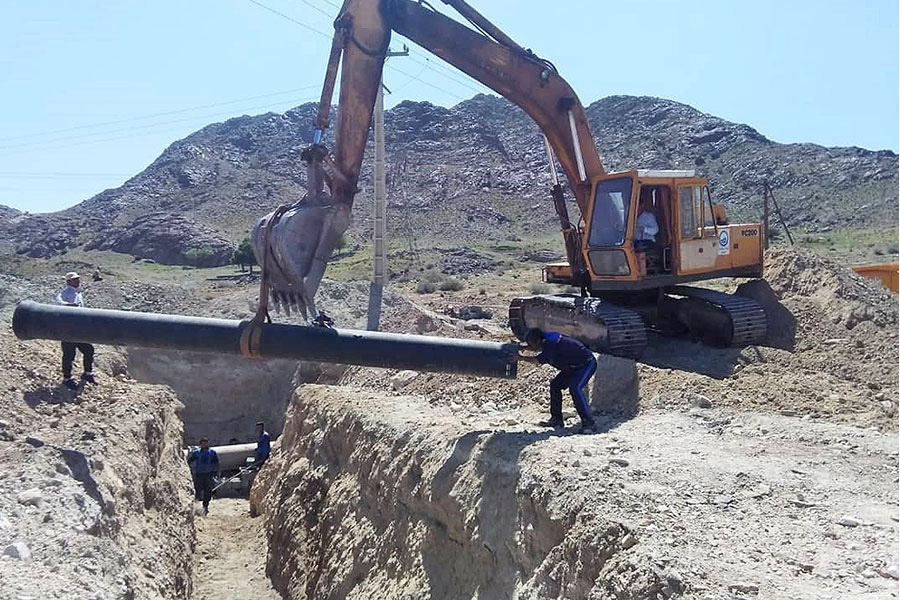 پیشرفت ۸۰ درصدی طرح انتقال آب به روستاهای قنوات قم