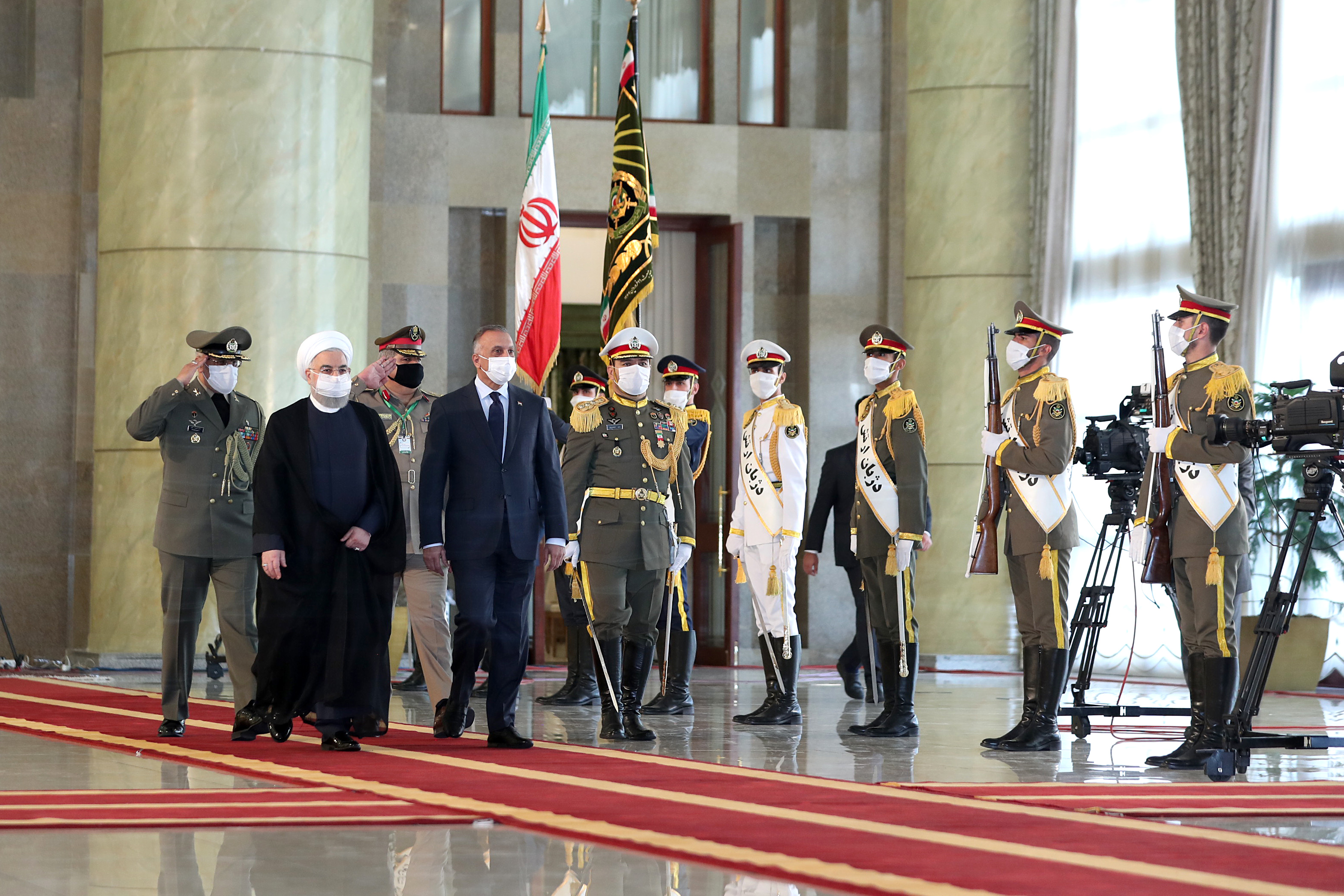 استقبال رسمی روحانی از نخست وزیر عراق  