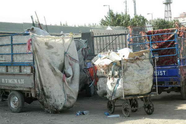 ۷۰۰ تن زباله روزانه در قم تولید می‌شود