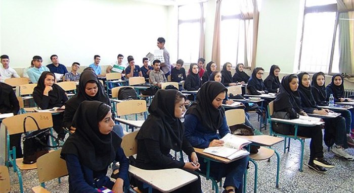 کلاس‌ها و امتحانات دانشجویان در نیمسال دوم حضوری برگزار می‌شود