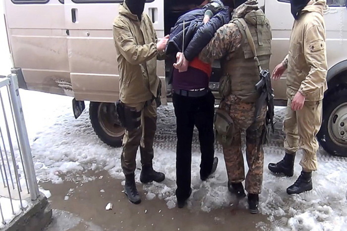 لحظه دستگیری داعشی‌های حامل «مادر شیطان»