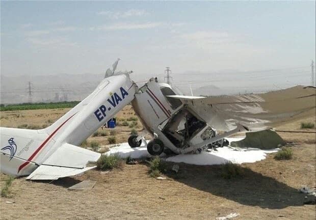 سقوط مرگبار هواپیما در کاشمر/۲ نفر کشته شدند